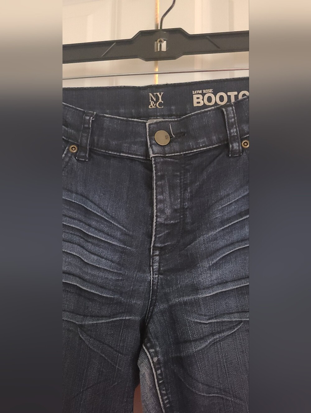 New York & Company Low Rise Bootcut Jeans- Size 8 PETITE - Picture 6 of 7